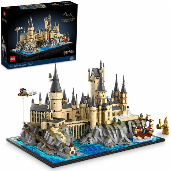 Hogwarts Castle LEGO set 76419