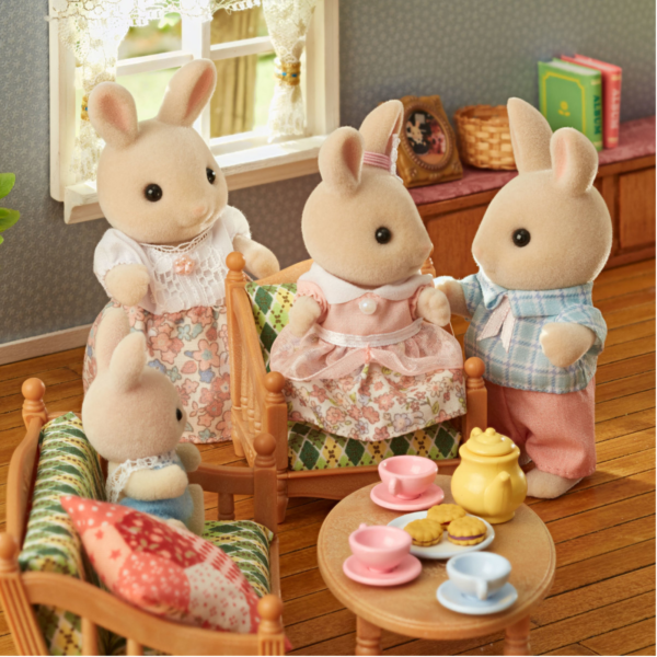 Milk Rabbit Family Calico Critters