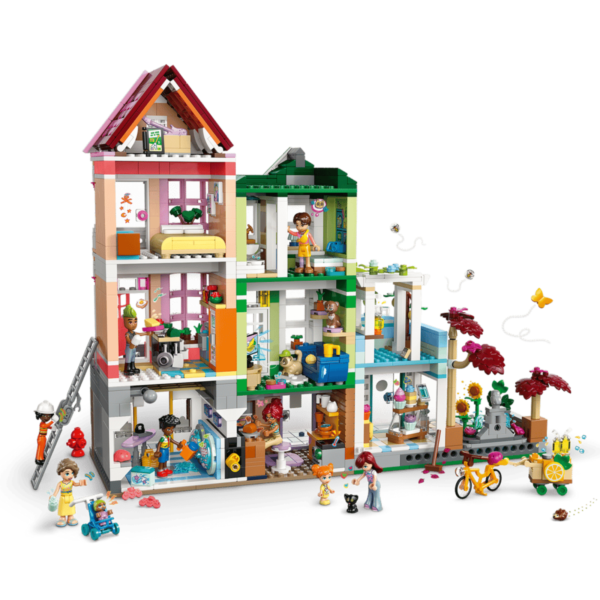 LEGO Friends 42670 Heartlake City Apartments and Stores